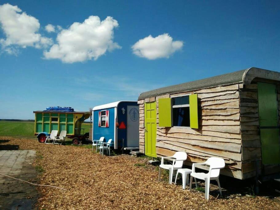 B&B Boerderij Rust, In Pipowagens! Den Helder Luaran gambar